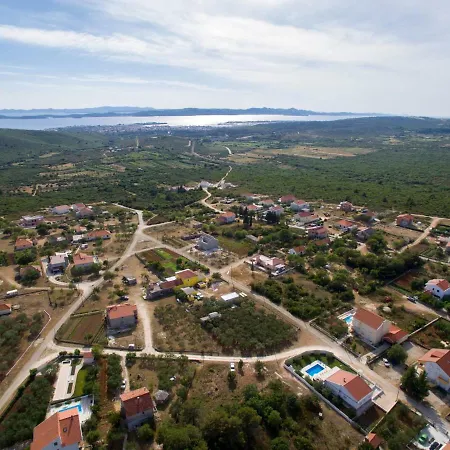 Karla - Zadar * Debeljak