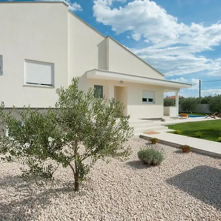 Karla - Zadar Villa