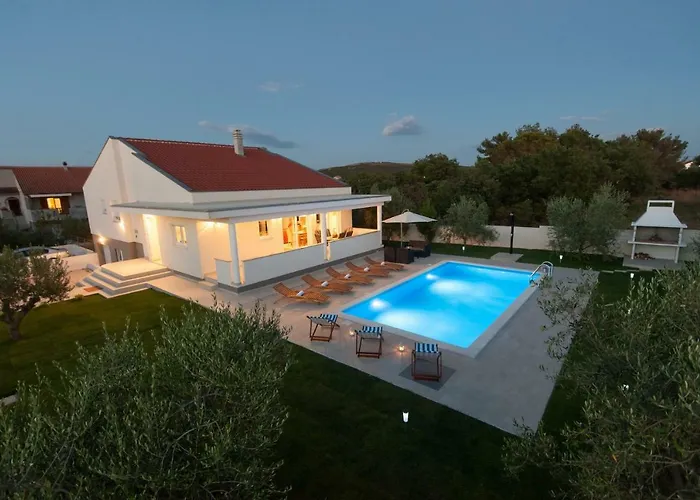 Karla - Zadar * Debeljak