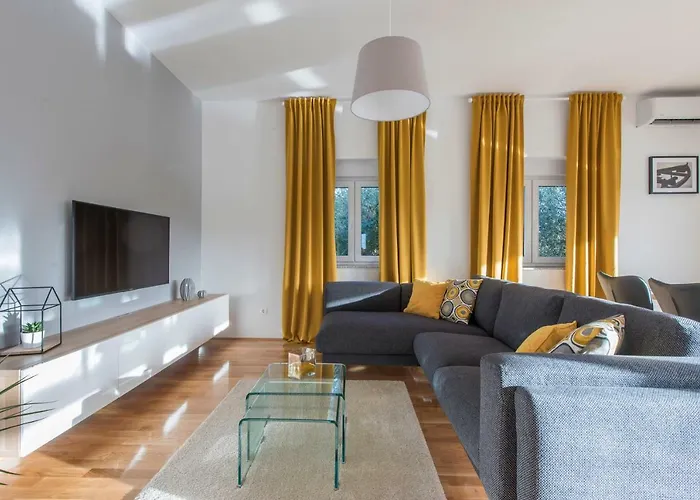 Karla - Zadar * Debeljak